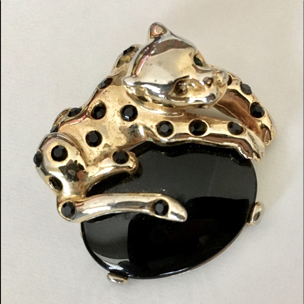 Brooch leopard vintage rare brooch gold & stones
